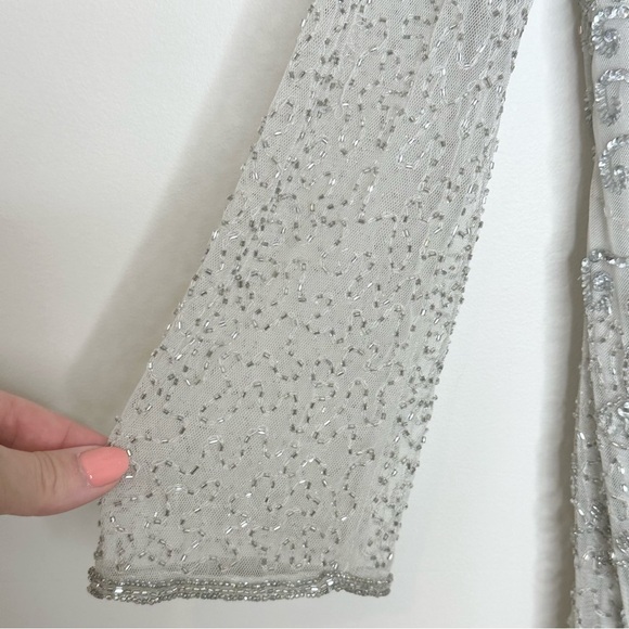 New PISARRO NIGHTS Beaded V-neck Cocktail Dress Silver Size 16 - Picture 12 of 12